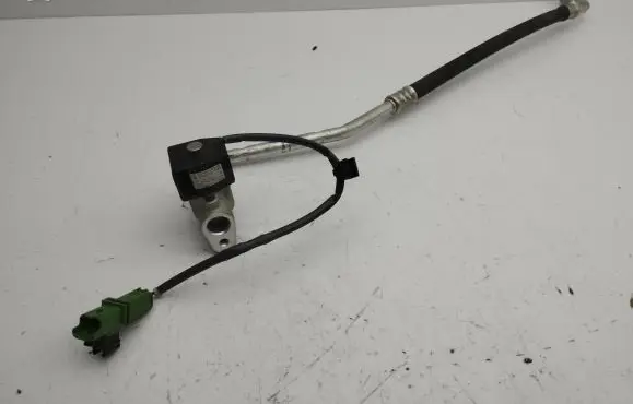 Renault Zoe Air conditioning (A/C) pipe/hose 924408549R