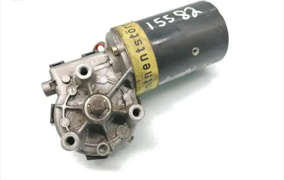 Audi A4 S4 B5 8D Wiper motor 8D1955113 0390241117