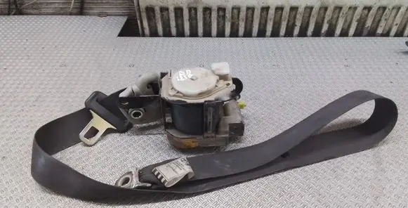 Toyota Yaris Front seatbelt