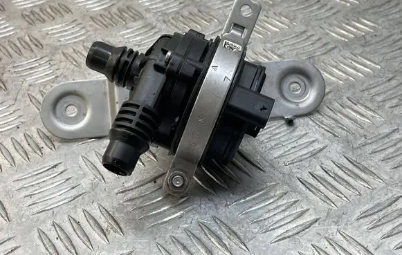 BMW 3 G20 G21 Electric auxiliary coolant/water pump 8651287 7935179
