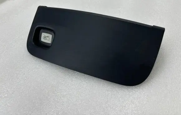 Tesla Model 3 Tailgate/boot lid lock trim 155557900B 155557800A F22000007876