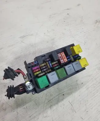 Mercedes-Benz ML W164 Fuse module A1645400672 5072426 13532289