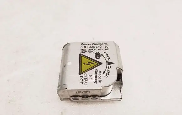 BMW X5 E53 Headlight ballast module Xenon 5DD00831950