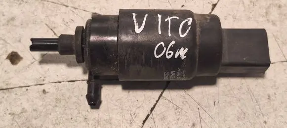Mercedes-Benz Vito Viano W639 Windscreen/windshield washer pump A0008605826 222958001