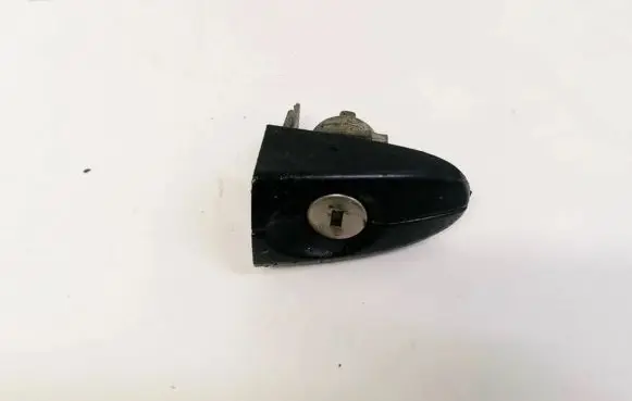 Ford Mondeo MK IV Front door lock (next to the handle) 