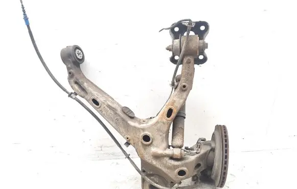 Peugeot Traveller Rear wheel hub spindle/knuckle 