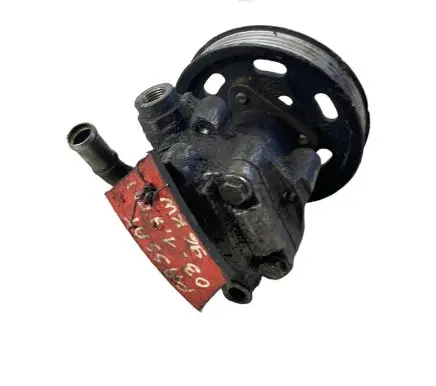 Volkswagen PASSAT B5.5 Power steering pump 8D0145177Q