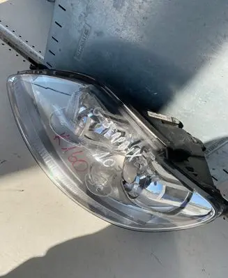 Volkswagen Golf V Headlight/headlamp