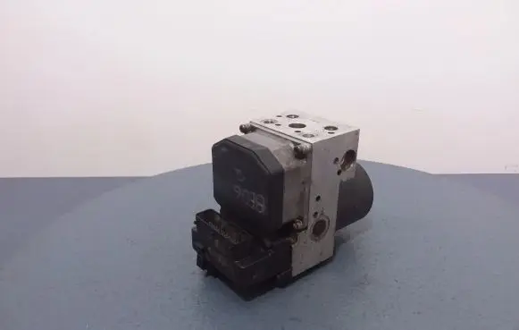 Audi A6 S6 C5 4B ABS Pump 8E0614111H