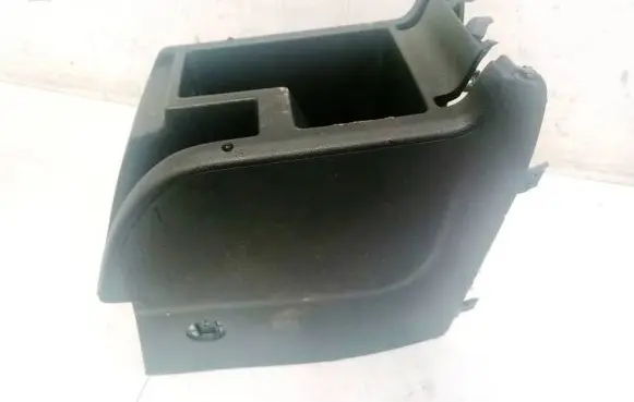 Volkswagen Golf Plus Other interior part 5M0863323K