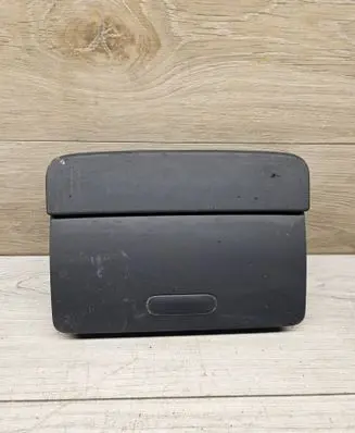 Volkswagen Caddy Glove box 2K0858329