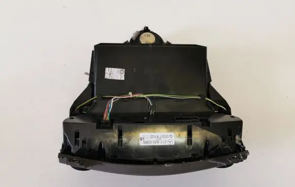 Mercedes-Benz E W211 Climate control unit 2118300385