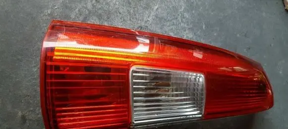 Volvo S70 V70 V70 XC Rear/tail lights 9154493