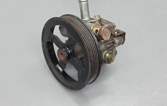 Peugeot 4007 Power steering pump 