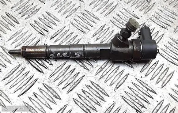 Opel Insignia A Fuel injector 0445110423
