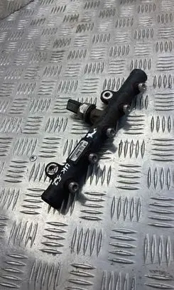 Ford Focus Fuel main line pipe 9681649580