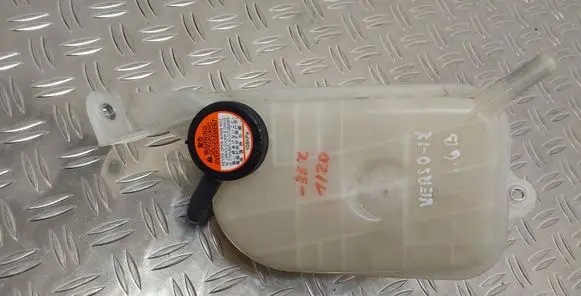 Toyota Verso Coolant expansion tank/reservoir 164800D030