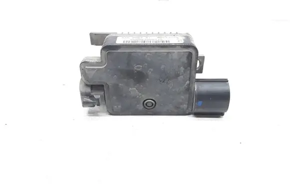 Volvo V40 Coolant fan relay 940009301