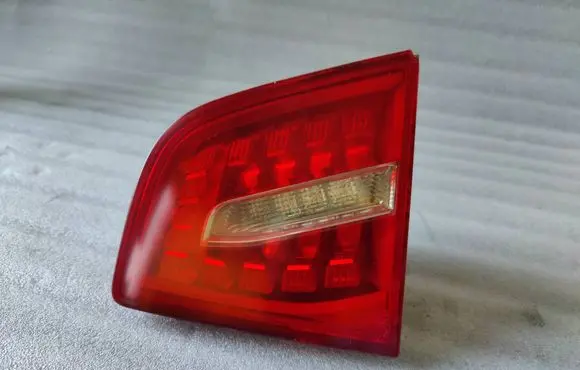Audi A6 S6 C6 4F Tailgate rear/tail lights 4F5945094E 89319321