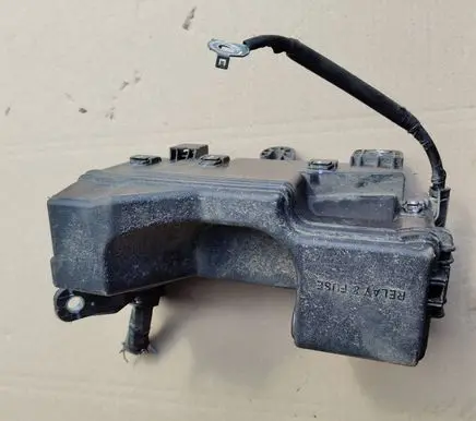 Citroen C1 Fuse box set 821110HV80B