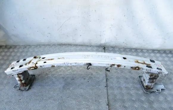 Nissan Qashqai Front bumper support beam 