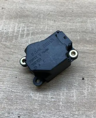 Volvo XC90 Air flap motor/actuator 75622G 150703