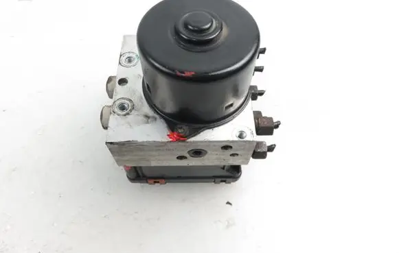Chrysler Voyager ABS Pump 04686702AA