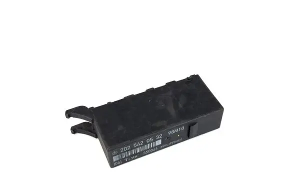 Mercedes-Benz C W202 Light module LCM 2025420532