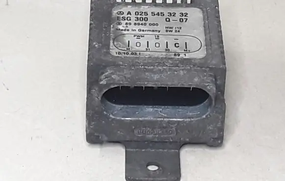Mercedes-Benz A W168 Coolant fan relay A0255453232 898940000 ESG300Q07