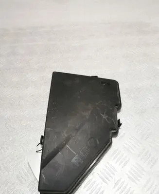 Volvo XC90 Fuse box cover 31398001