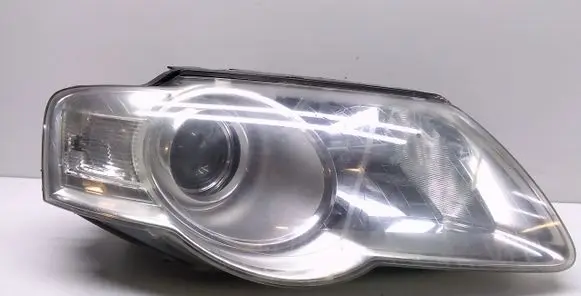 Volkswagen PASSAT B6 Headlight/headlamp 1EL24701412 3C0941006Q