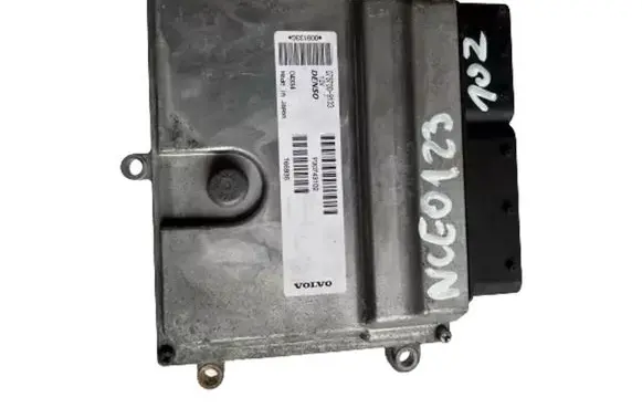Volvo V50 Engine ECU kit and lock set P30743102- P30743102 079700-9133