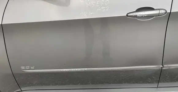 BMW X5 E70 Front door