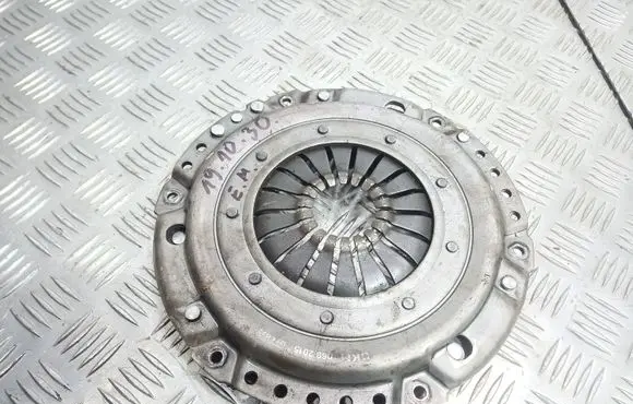 Opel Zafira A Pressure plate 0692015 1284B22