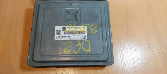 Seat Altea XL Engine control unit/module ECU 03F906070CF 5WP44658 SIMOS10.11