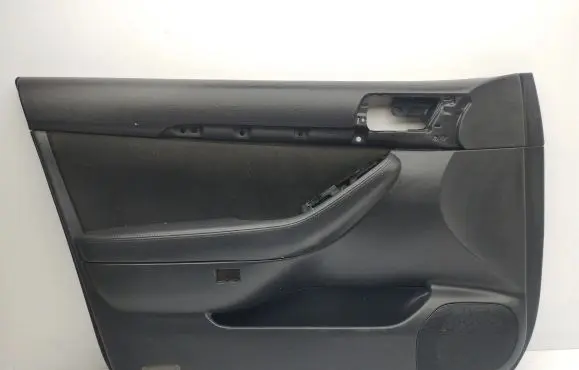 Toyota Avensis T250 Front door card panel trim
