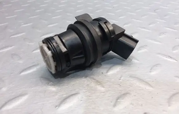 Toyota RAV 4 (XA30) Windscreen/windshield washer pump 8533060190