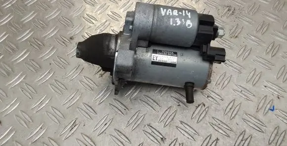 Toyota Yaris Starter motor 281000Y100