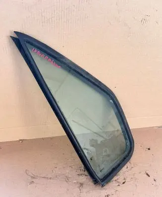 Iveco Daily 4th gen Sliding door window/glass 7700351236