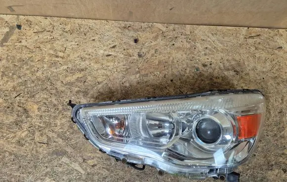 Mitsubishi ASX Headlight/headlamp