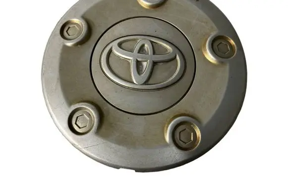 Toyota Proace Original wheel cap 9677381777 9677381877