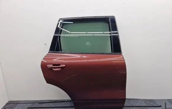 Porsche Cayenne (92A) Rear door 7P0833312