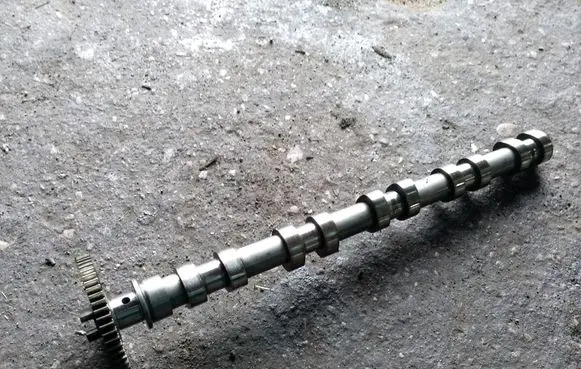 Volvo S60 Camshaft 