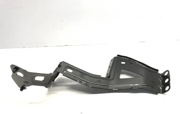 Audi e-tron Fender mounting bracket 4KE803504