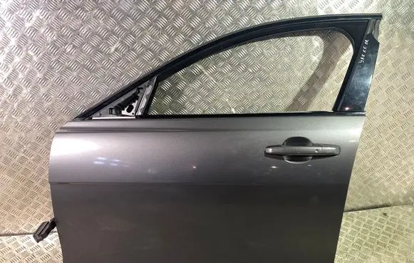 Jaguar XE Front door
