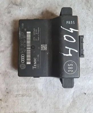 Volkswagen PASSAT B7 Gateway control module 1K0907530F 1K0907951