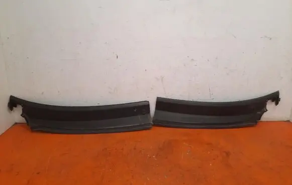 Ford Transit - Tourneo Connect Wiper trim 6C11V01915
