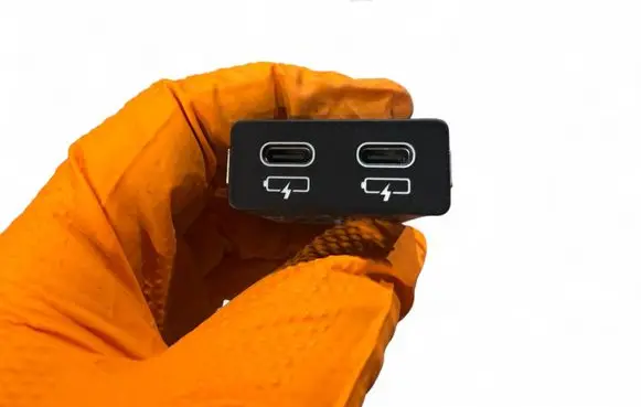 BMW 3 G20 G21 USB socket connector HM5418P3 19163010 8711938
