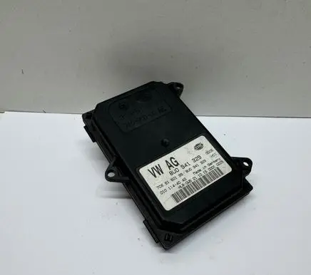 Audi Q3 8U Headlight ballast module Xenon 8U0941329
