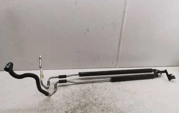 Volvo V70 Power steering radiator 31202668